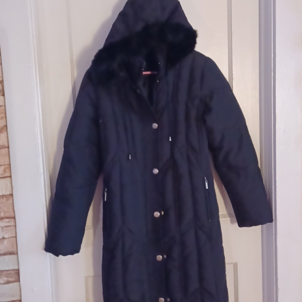 Nuage down hooded coat women's size small black  Detachable Hood